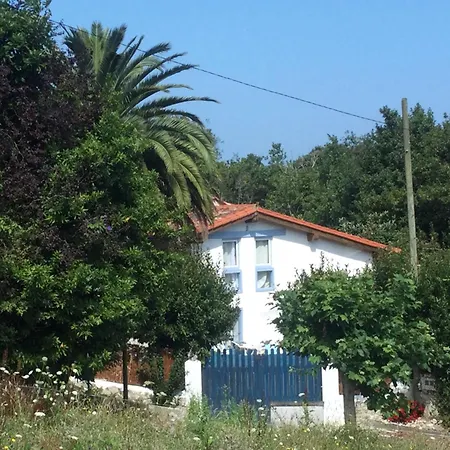 Casa Jardin Rocablanca Llanes Feriehus *
