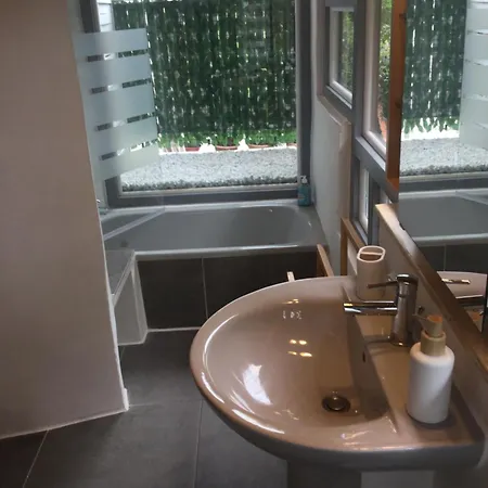 度假居 Casa Jardin Rocablanca Llanes 塞洛里奥